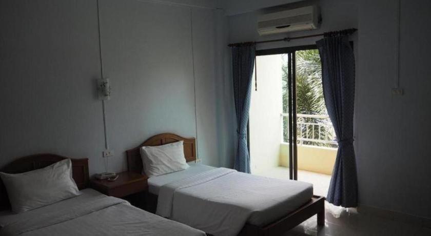 צ'ומפון Ritzy House Hotel מראה חיצוני תמונה