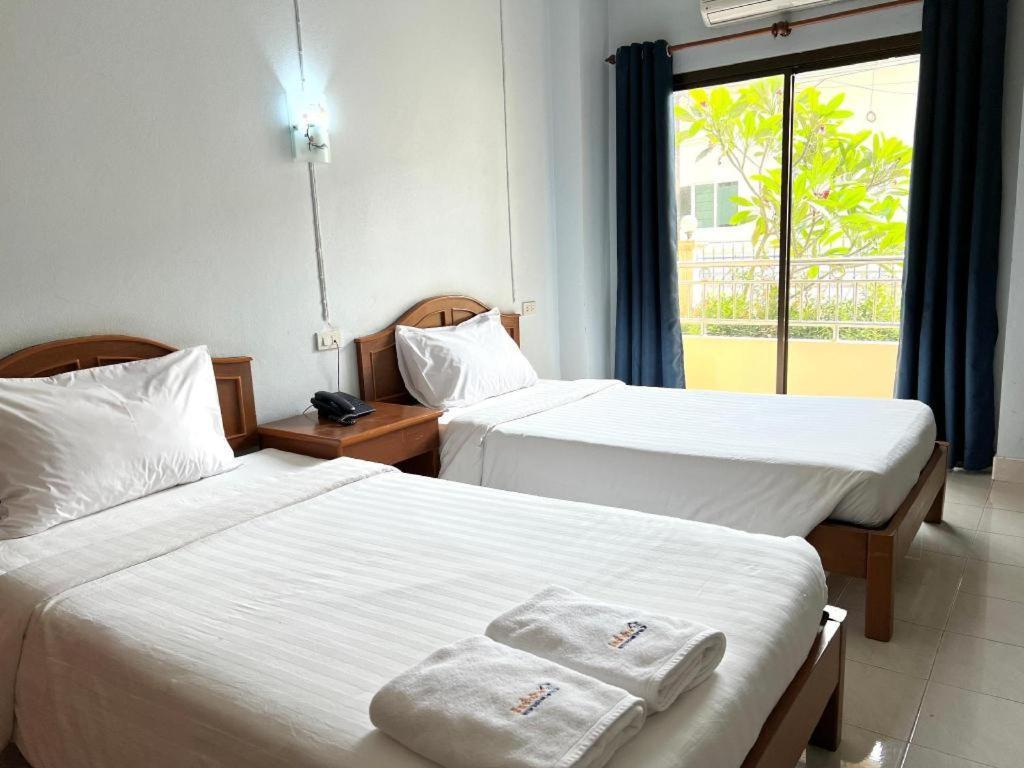 צ'ומפון Ritzy House Hotel מראה חיצוני תמונה